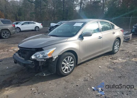 2015 Nissan Altima 2.5/2.5 S/2.5 Sl/2.5 Sv from USA, damaged, VIN 1N4AL3AP3FN886714